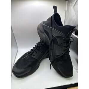Nike Air Huarache Triple Black - Size 8.5 US Men